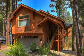 Sierra Solace - Forest & Seasonal River Out Back South Lake Tahoe